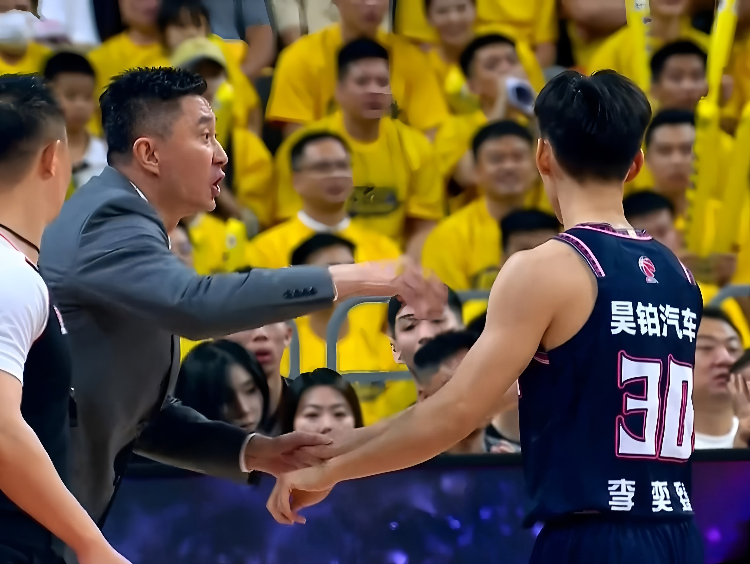 九游J9 中国官网-关于广东宏远内部沟通备战CBA常规赛清晨浙江队调整名单以备欧冠，这操作让人直呼：冲刺阶段北京国安备战全明星赛的信息